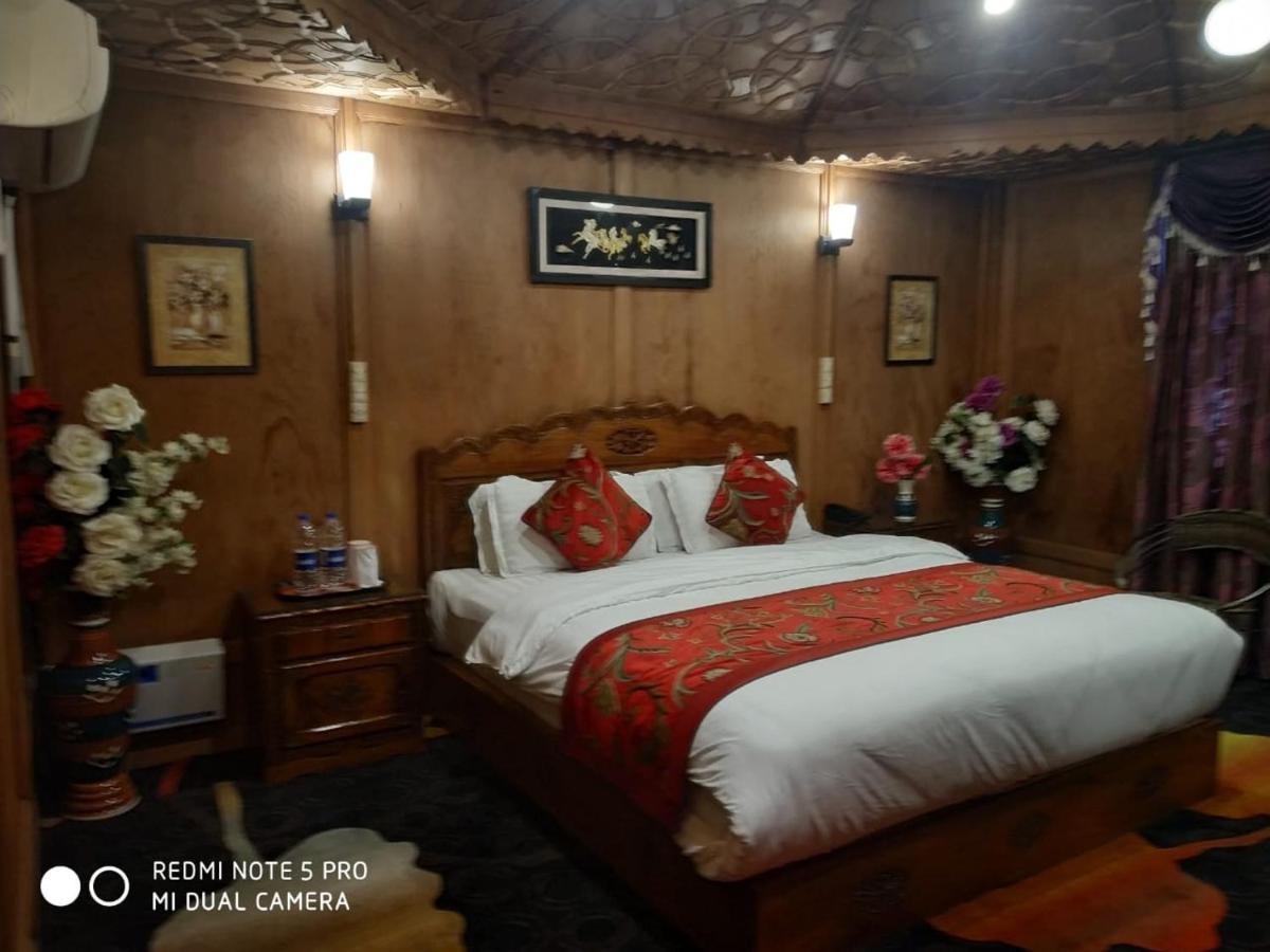 Durgjan The Mughal Sheraton Houseboat酒店 外观 照片